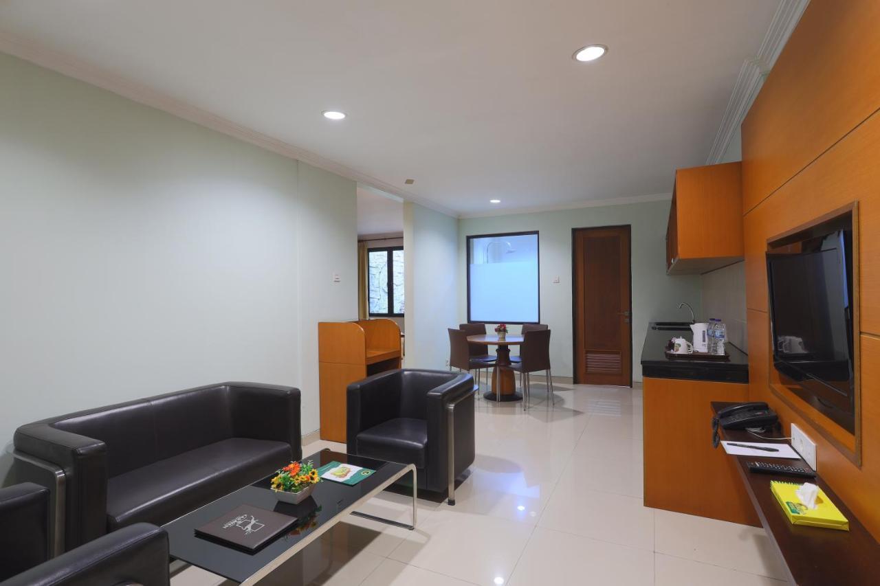 Taman Safari Hotel 3*